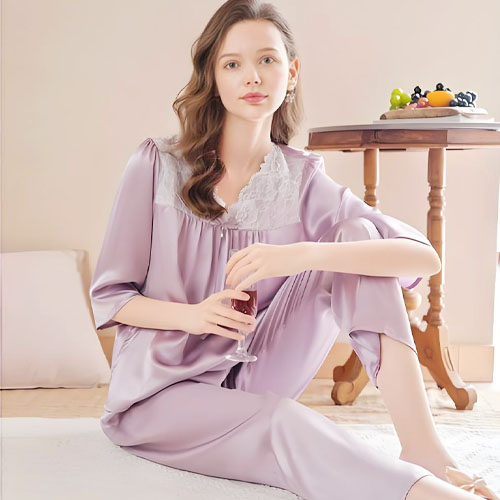 Lilac silk women's sleep wear